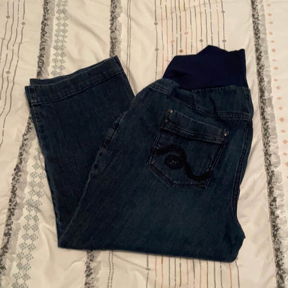Motherhood Maternity jean capris